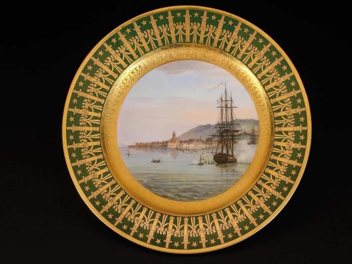Assiette en porcelaine de Sèvres du service dit des 