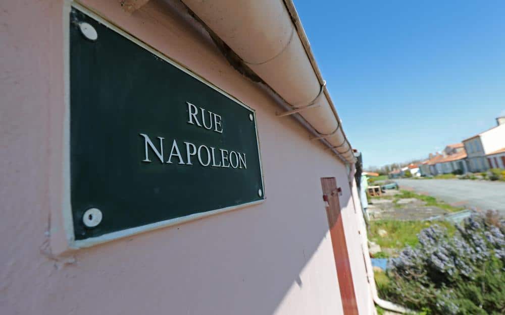 Plaque de la rue Napoléon à l’île d’Aix © Sud Ouest